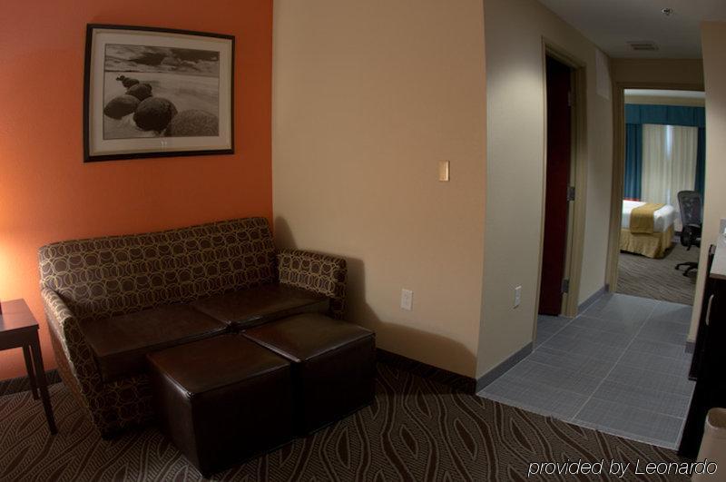 Holiday Inn Express & Suites Havelock Northwest New Bern By Ihg Oda fotoğraf